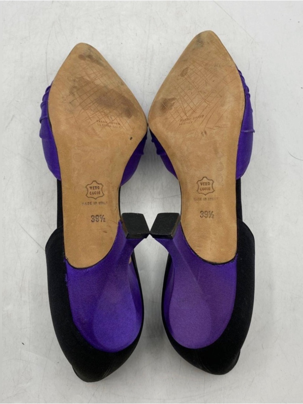 Vintage 1980’s - 1990’s Manolo Blahnik Purple and Black Crystal satin d’orsay - Picture 5 of 8